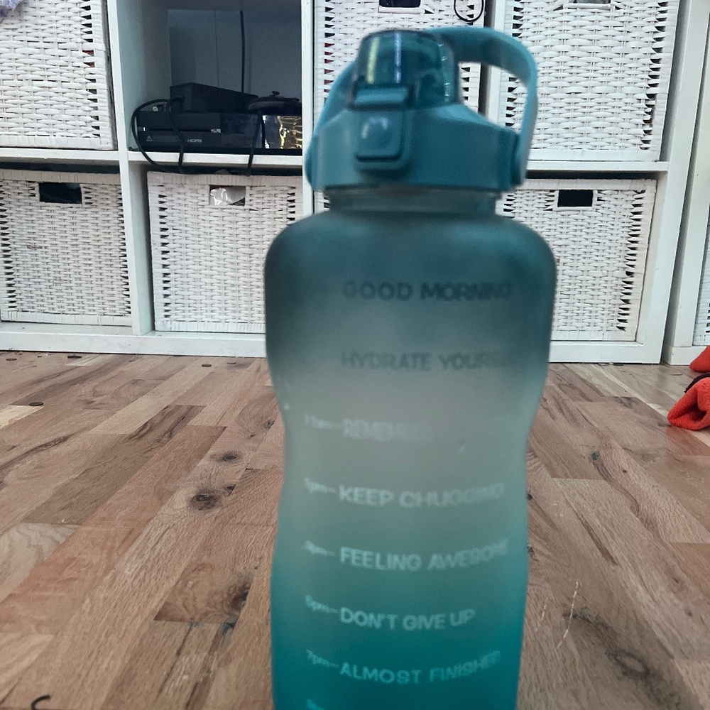 Water bottle